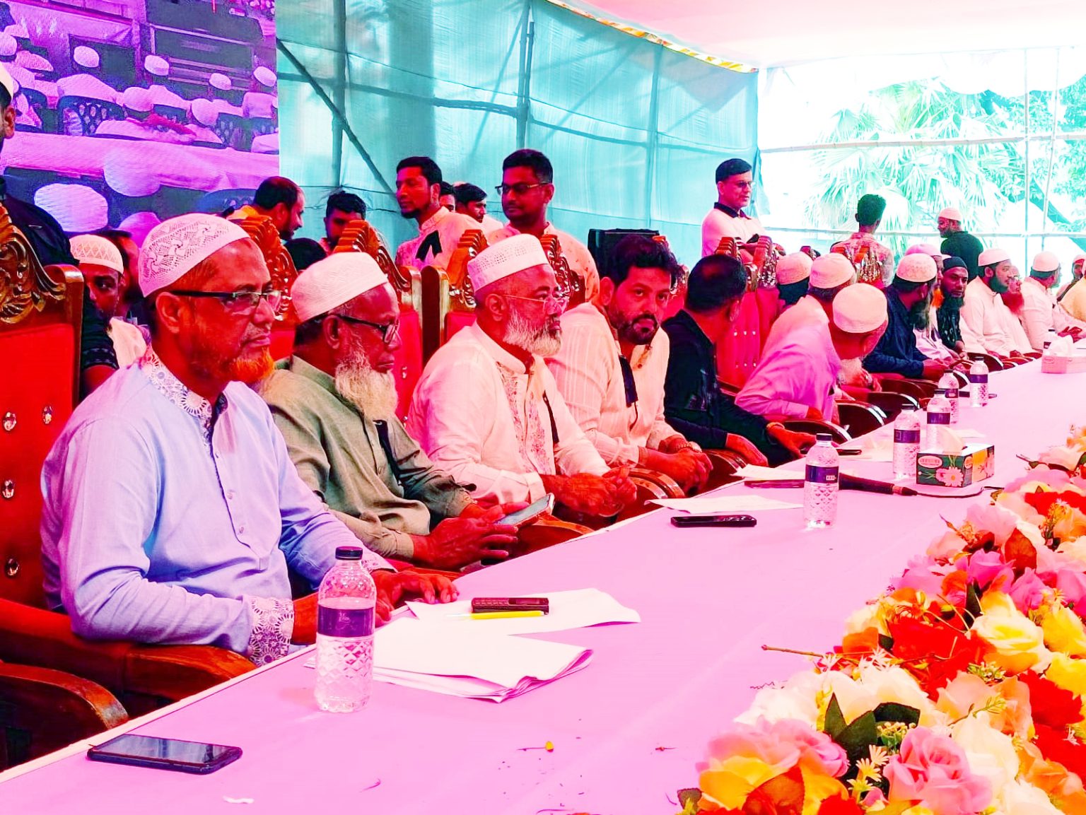 রূপগঞ্জে জিয়াউর রহমানের মৃত্যুবার্ষিকীতে সভা ও কোরআন প্রতিযোগিতা রূপগঞ্জে জিয়াউর রহমানের মৃত্যুবার্ষিকীতে উপলক্ষে আয়োজিত সভায় অতিথিবৃন্দ