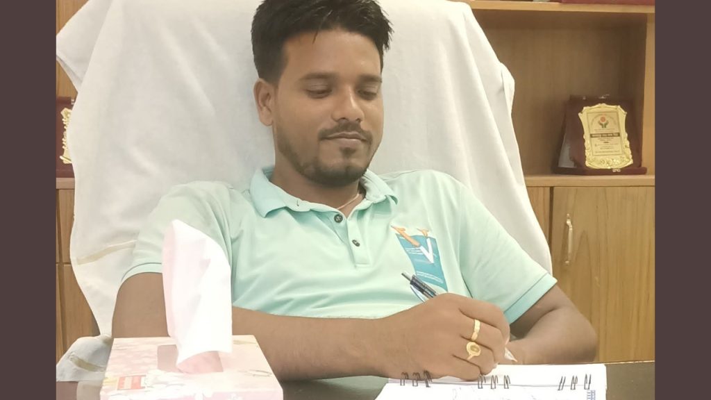 আড়াইহাজারে গণপিটুনিতে ইউপি সদস্য সোহেল নিহত গণপিটুনীতে নিহত সন্ত্রাসী সোহেল আহম্মেদ